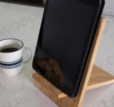 Podstawka na telefon i tablet